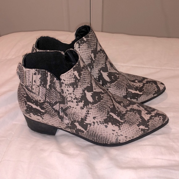 Worn once! American Eagle Snakeskin boots - Picture 2 of 6